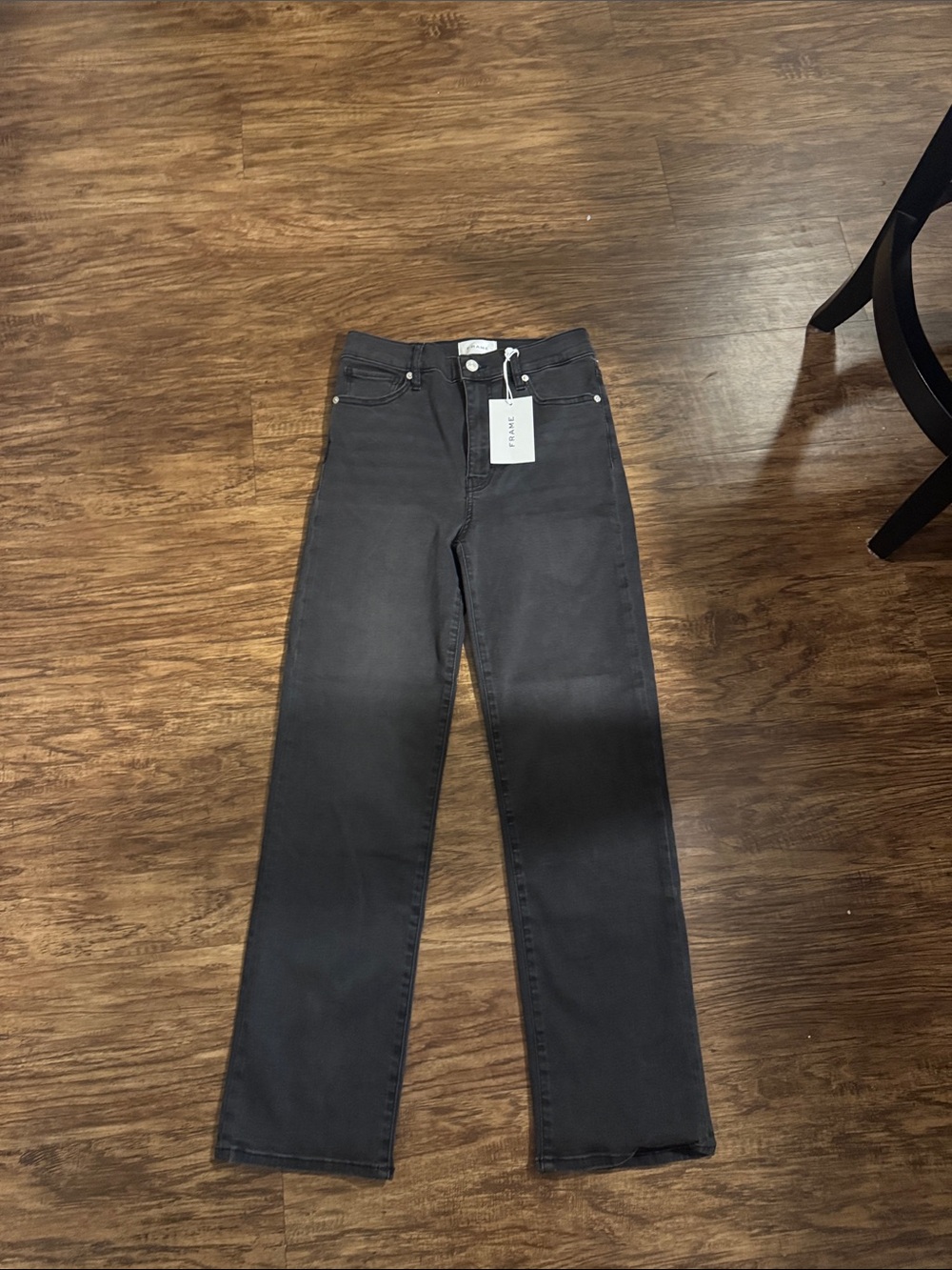 NWT frame le sleek straight jeans size 27